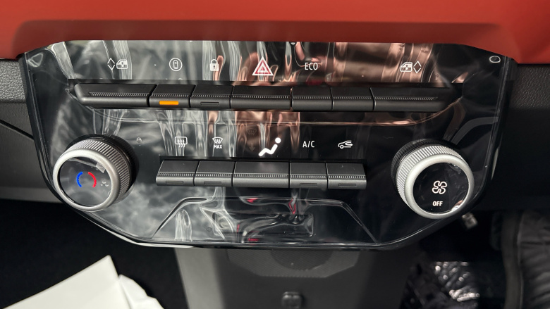 Dacia Spring 27kWh Expression 65 48kW 5dr Auto Electric Hatchback